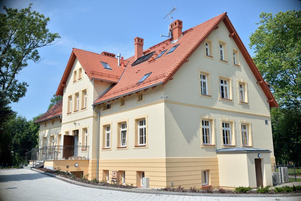 Maison d'hôtes Dwor Spalice à Oleśnica Chambre photo